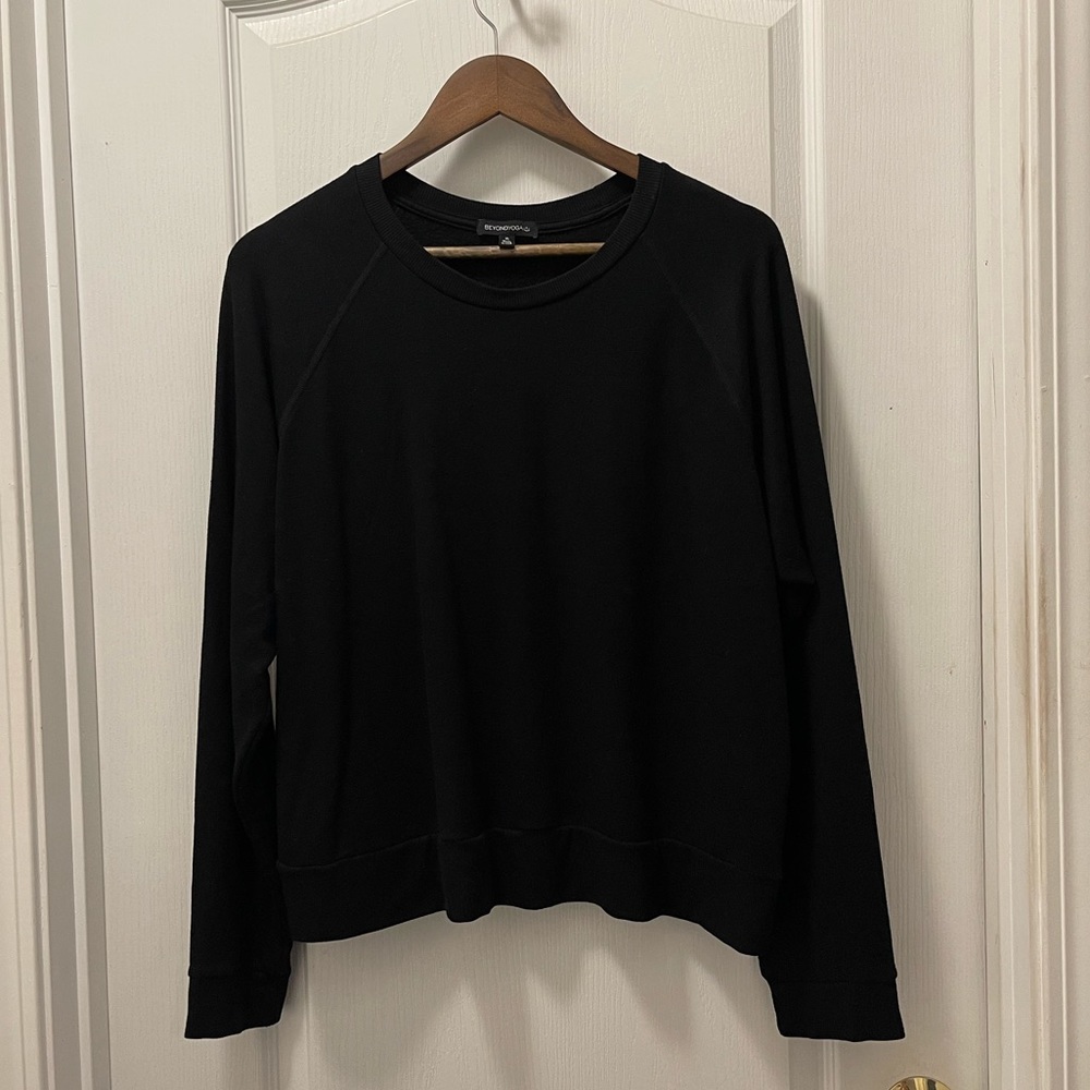 Beyond Yoga Crew Neck Pullover Size XL